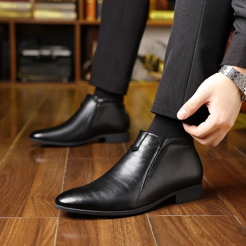 Retro Men Ankle Boots Luxury High-top Men Leather Shoes High Quality Non-Slip Motorcycle Boots Fashion Zipper Men Boots Big Size - Image 4